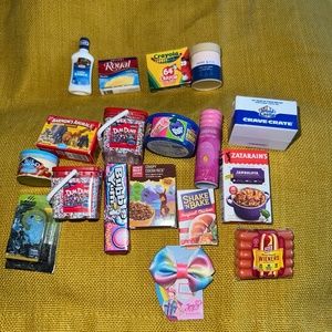 18pc mini brands lot